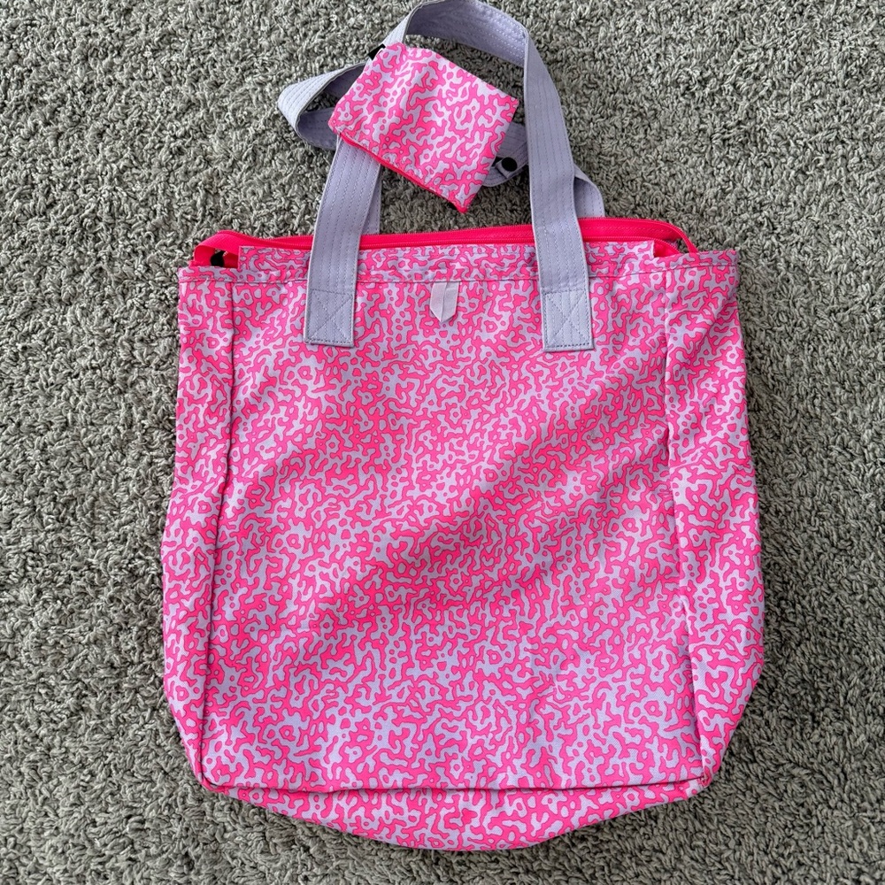 Nike Pink and Purple Tote Bag with Vibrant Design - Picture 4 of 7